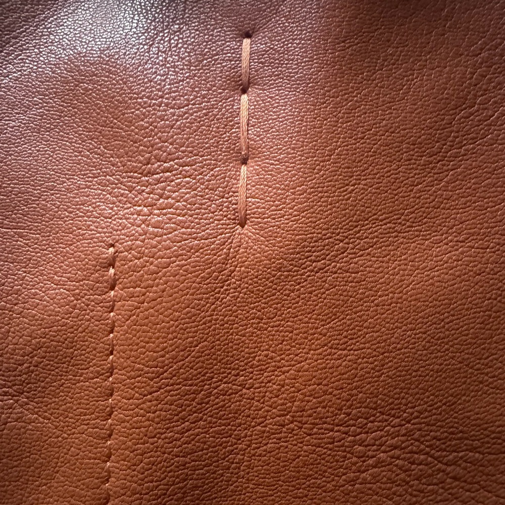 Lucky Brand slouchy leather shopper tote crossbody purse w/wristlet/wallet π€π§‘ - Picture 5 of 15